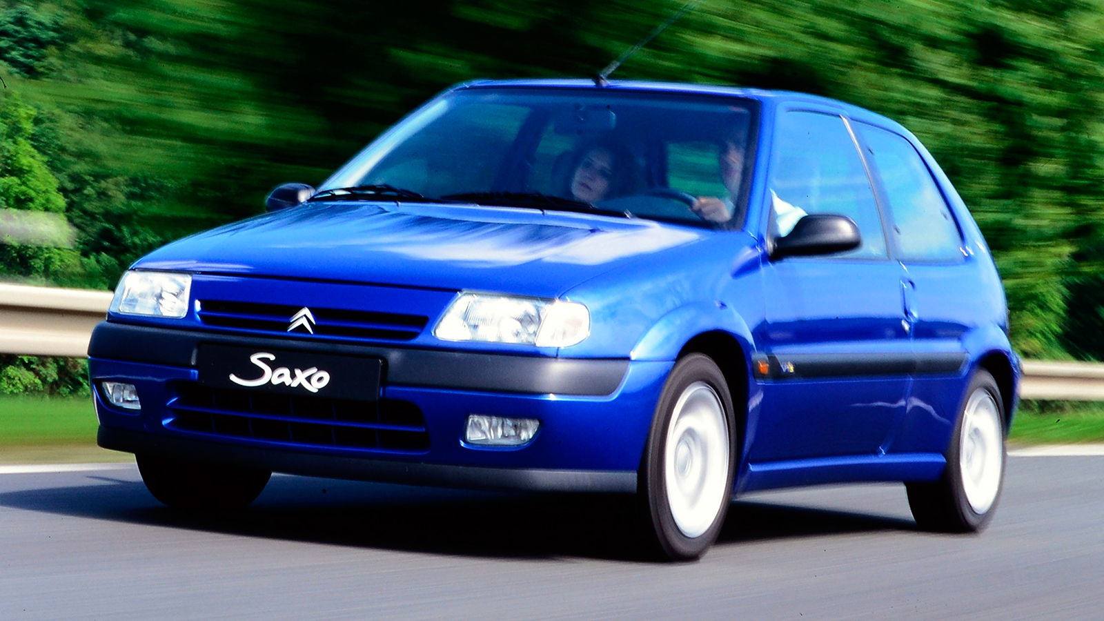 Citroen Saxo VTS: Το εμβληματικό σπορ γαλλικό έφτασε τα πρώτα «άντα» 